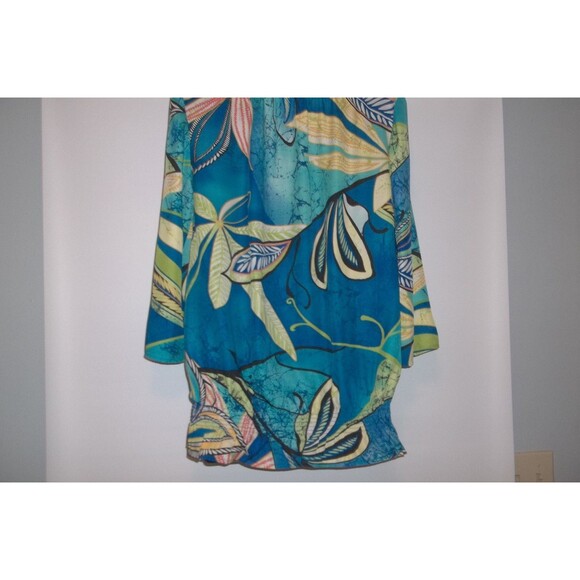 Chico’s SIZE 1 (Small) Floral  Blouse / Top Blue Abstract 3/4 sleeve - Picture 3 of 6